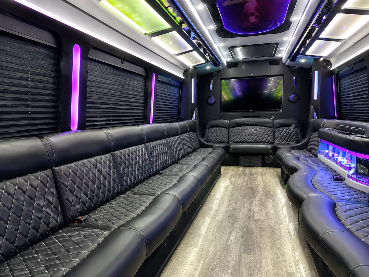 Edison Birthday, Sweet 16, & Quinceañera Transportation onboard seating