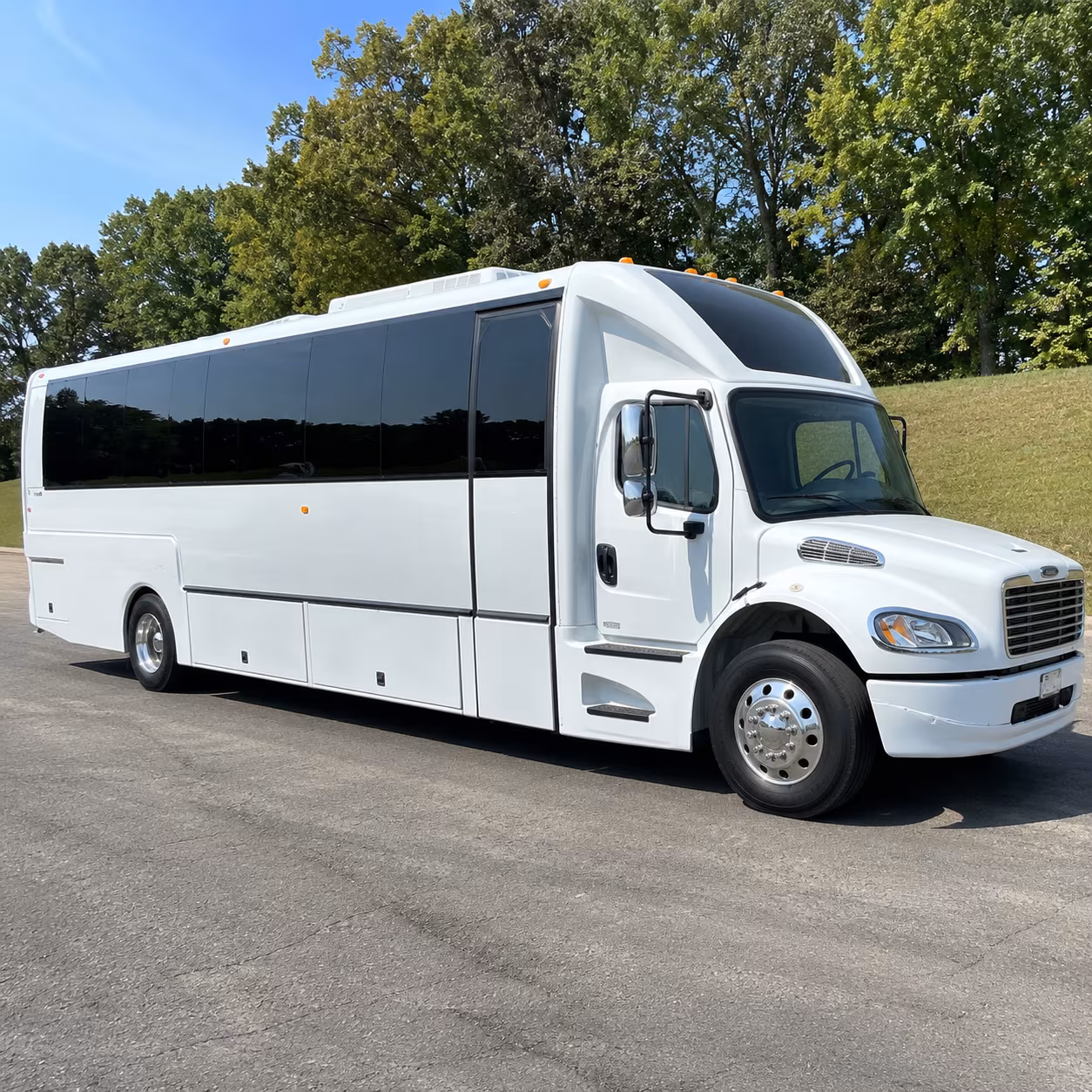 Edison Birthday, Sweet 16, & Quinceañera Transportation party bus interior